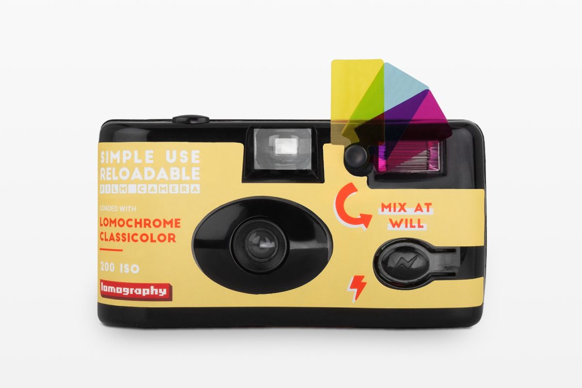 Analog: LomoChrome Classicolor Film eine Erweiterung der Simple-Use-Serie von Lomography